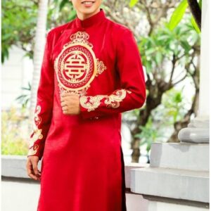 áo dài cách tân nam màu đỏ đô họa tiết trống đồng
