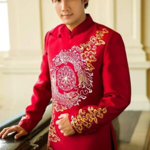 áo dài cách tân nam màu đỏ đô họa tiết vẽ tay