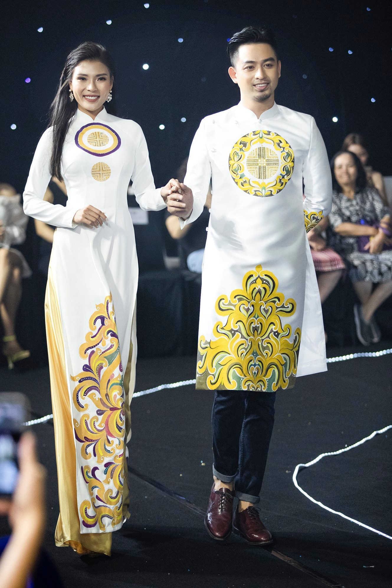 ao dai nam mau trang (32)