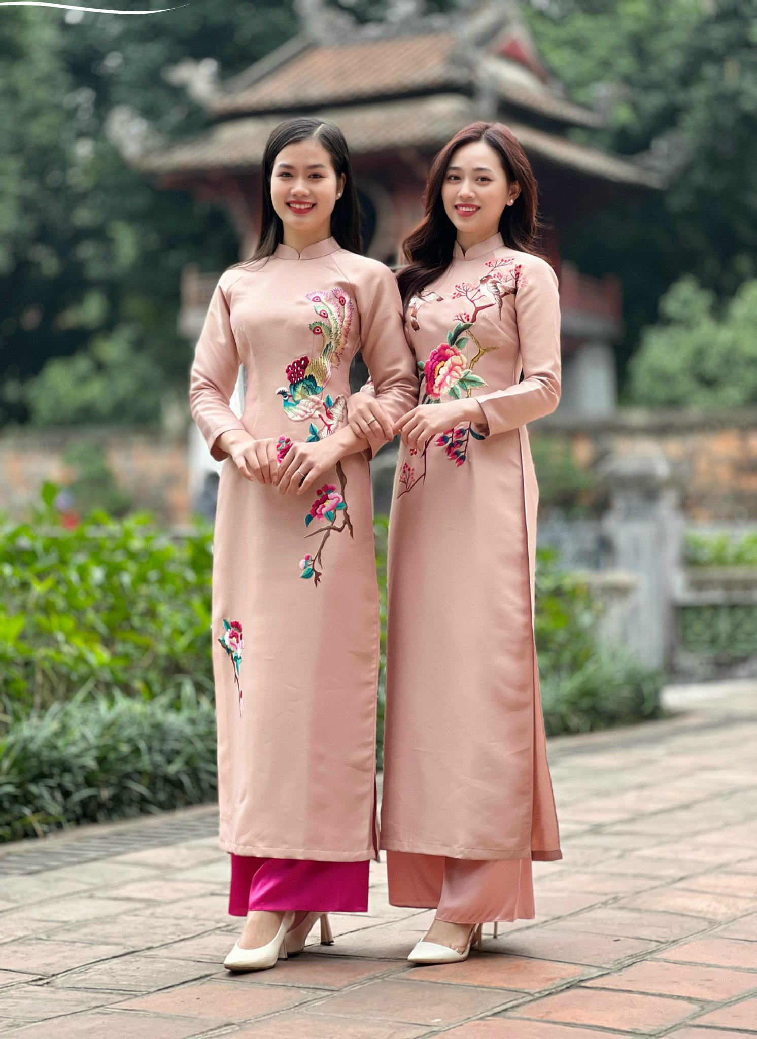 áo dài cưới màu hồng phấn patel thêu cho nữ đám cưới hỏi