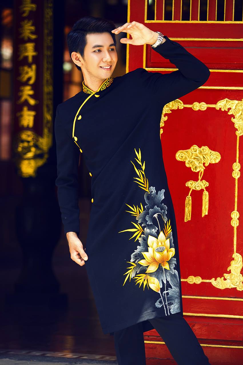 ao dai nam mau den (39)
