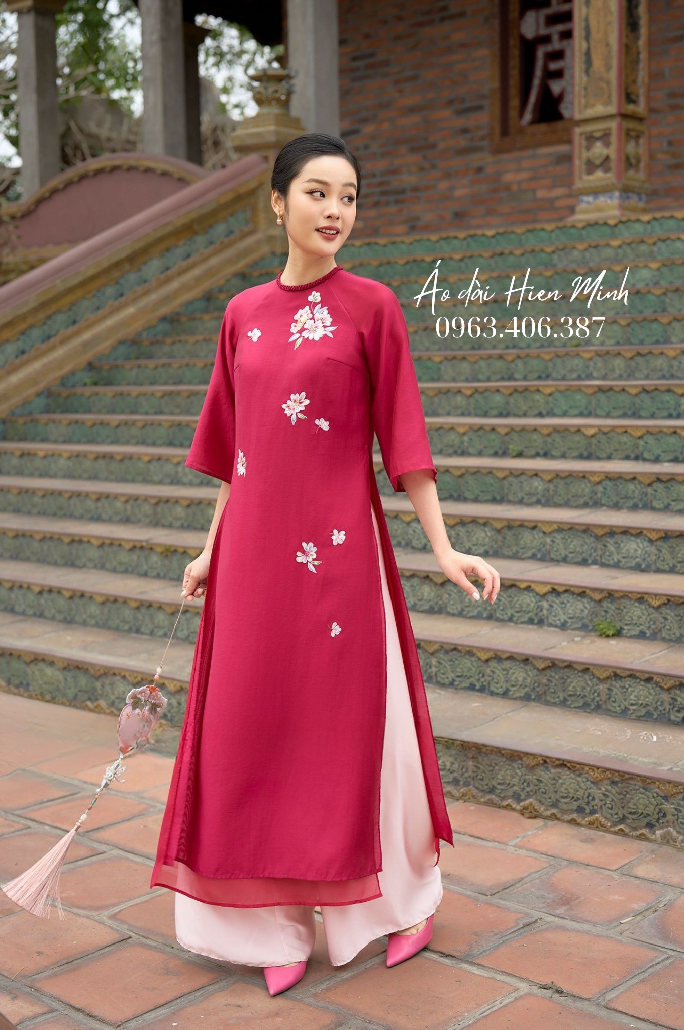 Áo dài cách tân nữ dáng suông hoạ tiết thêu cao cấp