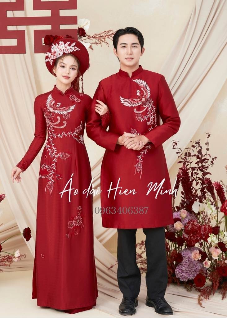 Áo dài cưới màu đỏ sang trọng dành cho cô dâu chú rể