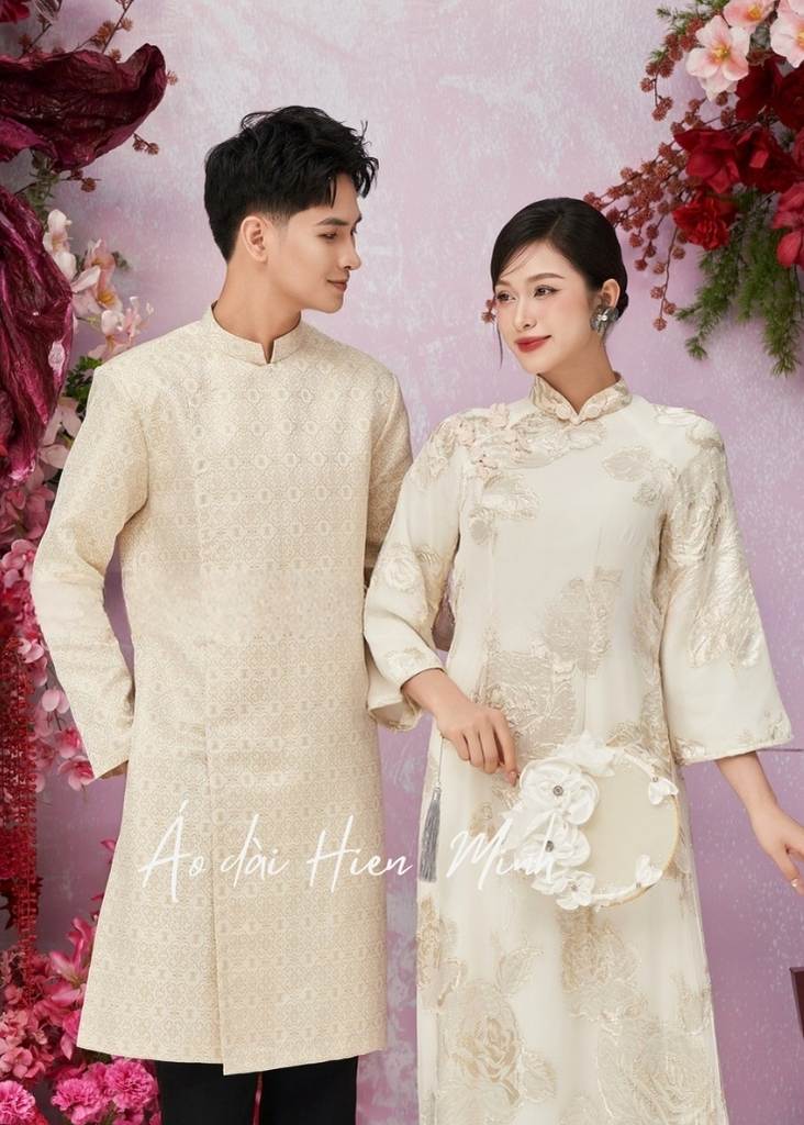 Áo Dài Cưới Đôi Cách Tân Vải Gấm Màu Kem Nhã Nhặn & Thanh Lịch