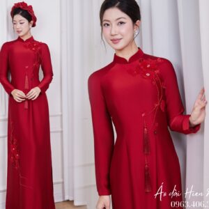 Áo dài nữ màu đỏ đính kết sang trọng, nổi bật cho cô dâu