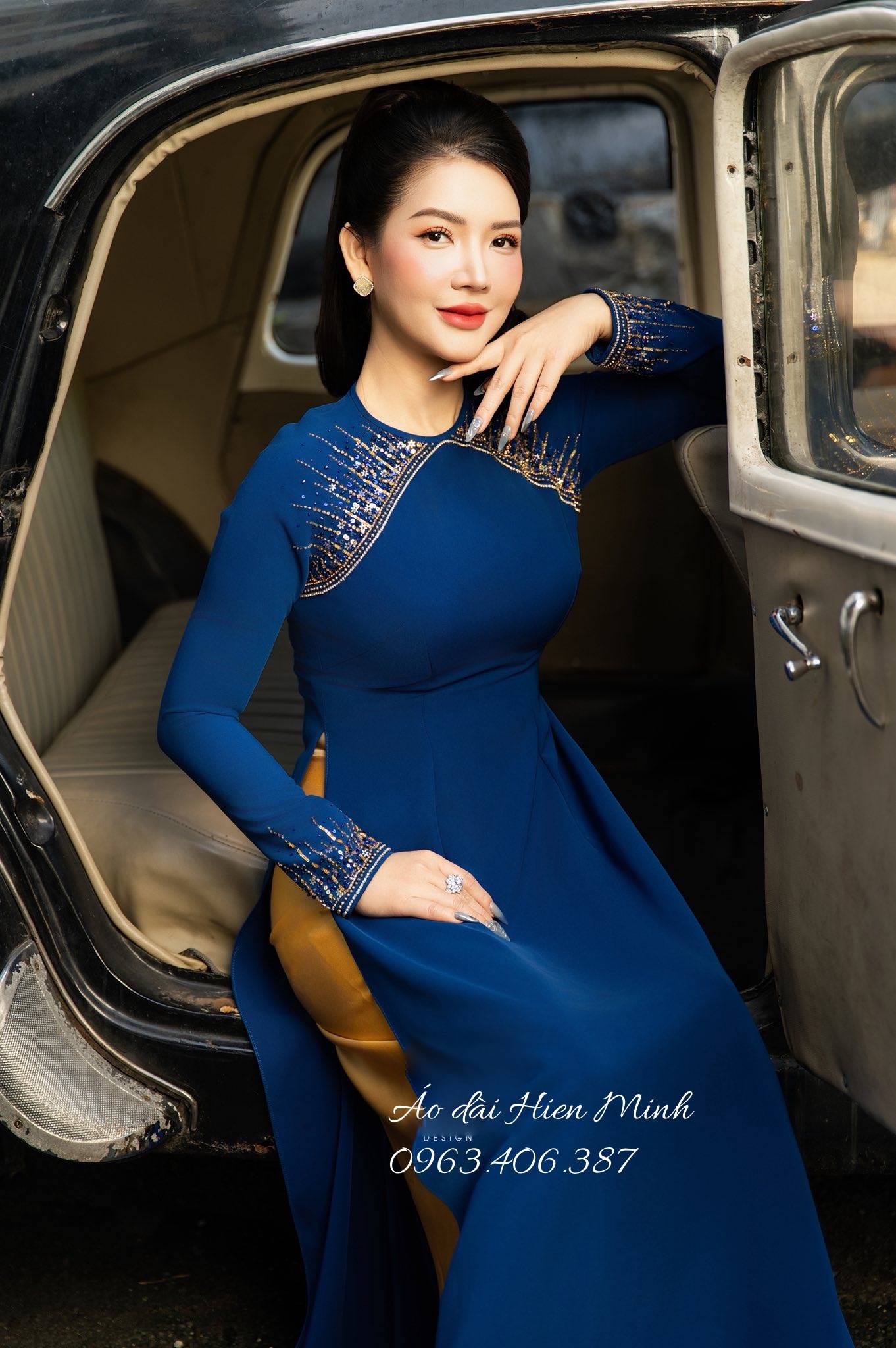 Áo Dài Bà Sui Màu Xanh Navy Đính Pha Lê Cao Cấp 7 ao dai ba sui 14